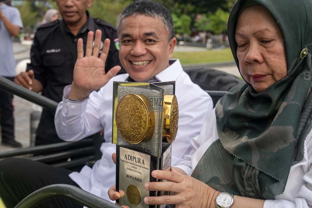 3.500 Pekerja Padat Karya Arak Piala Adipura