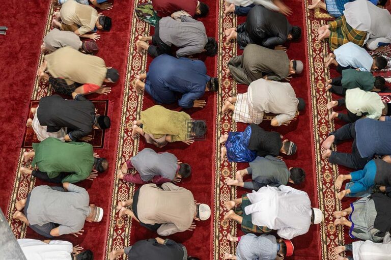 bp-shalat-tarawih-pertama-di-Palu-110324-bmz-3