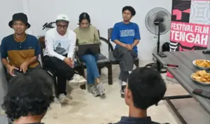 Festival Film Tengah 2025: Menuju Ruang Liminal Sinema Global dari kiri ke kana: Adi Atmaja, Mohammad Ifdhal, Sarah Adilah, dan Taufiqurrahman Kifu pad apress conference peluncuran Festival Film Tengah dis ekretariat Sinekoci, Palu, Sabtu (2/8/2025). (©bmzIMAGES/basri marzuki)